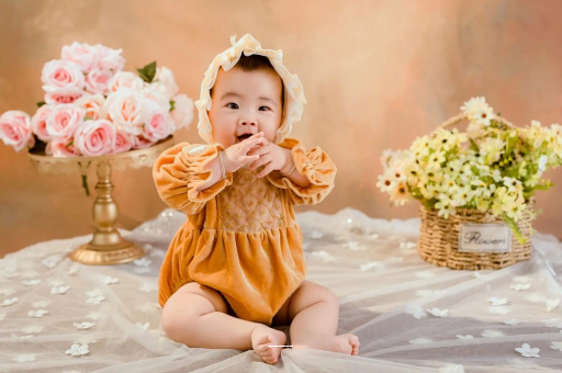 十堰宝宝前额突出正常吗